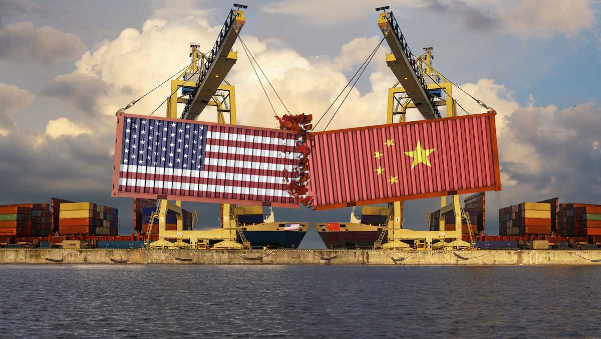 America vs China in Shipping containers